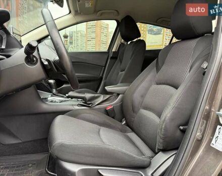 Коричневий Мазда 3, об'ємом двигуна 1.5 л та пробігом 246 тис. км за 11690 $, фото 7 на Automoto.ua