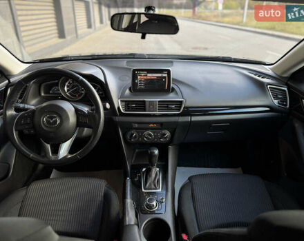 Мазда 3 2014 в Киеве на Automoto.ua Коричневый Мазда 3, объемом двигателя 2 л и пробегом 111 тыс. км за 9999 $, фото 10 на Automoto.ua