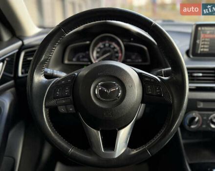 Мазда 3 2014 в Киеве на Automoto.ua Коричневый Мазда 3, объемом двигателя 2 л и пробегом 111 тыс. км за 9999 $, фото 9 на Automoto.ua