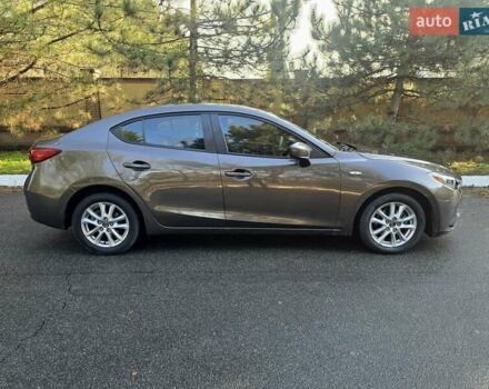 Коричневый Мазда 3, объемом двигателя 2 л и пробегом 175 тыс. км за 10400 $, фото 3 на Automoto.ua