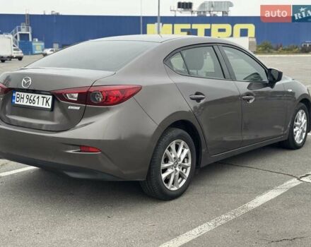 Коричневый Мазда 3, объемом двигателя 2 л и пробегом 175 тыс. км за 9999 $, фото 4 на Automoto.ua
