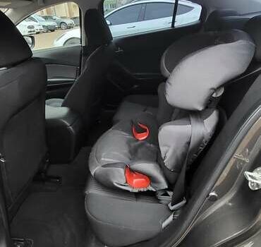 Коричневый Мазда 3, объемом двигателя 1.5 л и пробегом 143 тыс. км за 14400 $, фото 11 на Automoto.ua