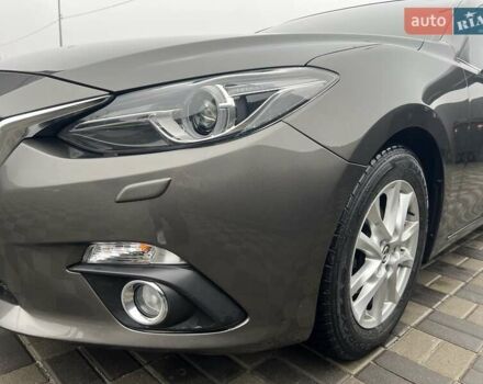 Коричневий Мазда 3, об'ємом двигуна 1.5 л та пробігом 94 тис. км за 12990 $, фото 3 на Automoto.ua