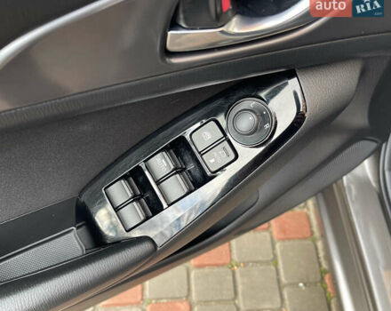 Коричневий Мазда 3, об'ємом двигуна 1.5 л та пробігом 98 тис. км за 15400 $, фото 42 на Automoto.ua