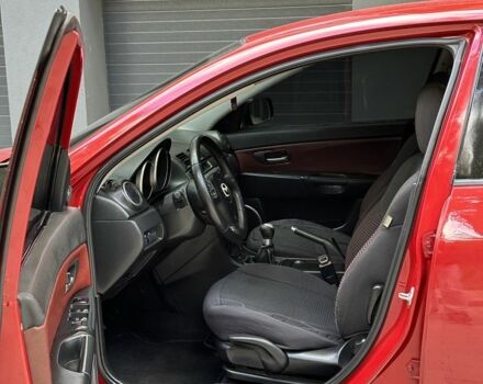 Красный Мазда 3, объемом двигателя 2 л и пробегом 210 тыс. км за 3500 $, фото 11 на Automoto.ua