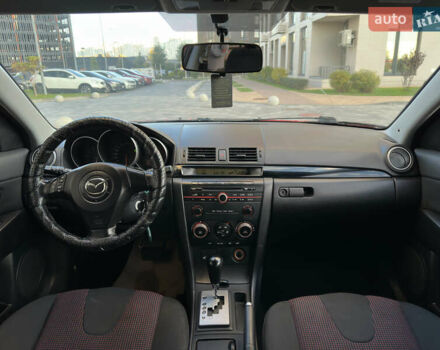 Мазда 3 2004 в Киеве на Automoto.ua Красный Мазда 3, объемом двигателя 1.6 л и пробегом 212 тыс. км за 4400 $, фото 10 на Automoto.ua