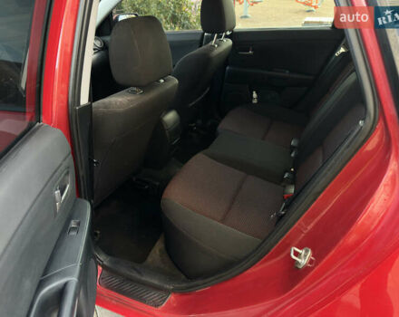 Мазда 3 2004 в Киеве на Automoto.ua Красный Мазда 3, объемом двигателя 1.6 л и пробегом 212 тыс. км за 4400 $, фото 12 на Automoto.ua