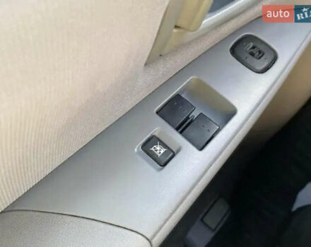 Мазда 3 2005 в Береговом на Automoto.ua Красный Мазда 3, объемом двигателя 1.35 л и пробегом 195 тыс. км за 5100 $, фото 7 на Automoto.ua