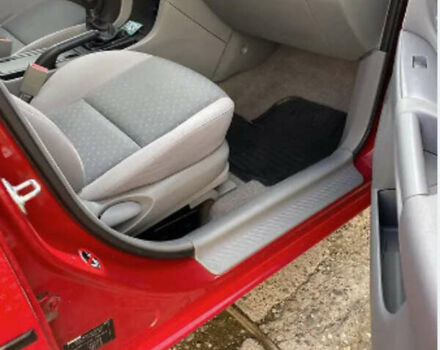 Мазда 3 2005 в Береговом на Automoto.ua Красный Мазда 3, объемом двигателя 1.35 л и пробегом 195 тыс. км за 5100 $, фото 11 на Automoto.ua