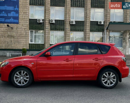 Красный Мазда 3, объемом двигателя 1.6 л и пробегом 220 тыс. км за 5799 $, фото 4 на Automoto.ua