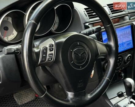 Красный Мазда 3, объемом двигателя 1.6 л и пробегом 220 тыс. км за 5799 $, фото 13 на Automoto.ua