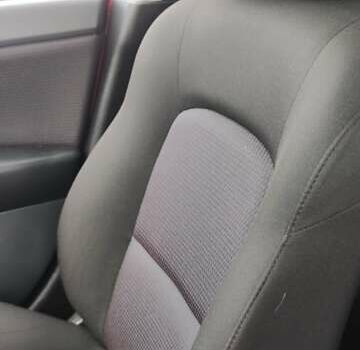 Красный Мазда 3, объемом двигателя 1.6 л и пробегом 133 тыс. км за 6600 $, фото 18 на Automoto.ua