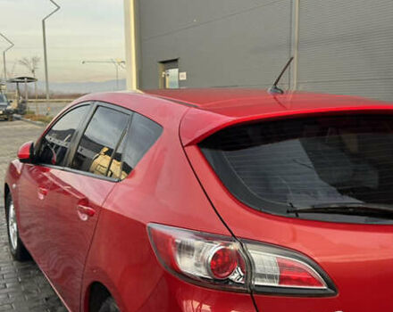 Красный Мазда 3, объемом двигателя 1.56 л и пробегом 275 тыс. км за 7000 $, фото 6 на Automoto.ua