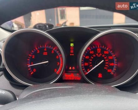 Красный Мазда 3, объемом двигателя 2.49 л и пробегом 180 тыс. км за 8700 $, фото 6 на Automoto.ua