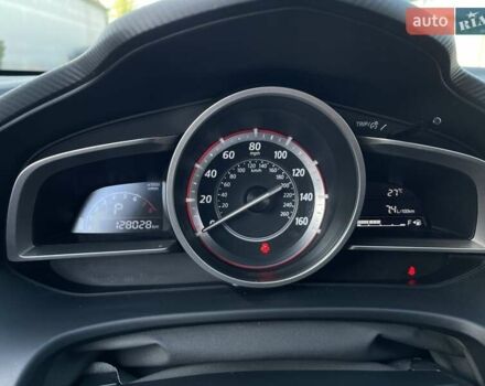 Красный Мазда 3, объемом двигателя 2 л и пробегом 130 тыс. км за 10999 $, фото 11 на Automoto.ua