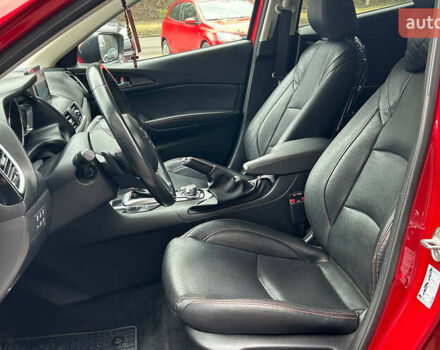 Красный Мазда 3, объемом двигателя 2.19 л и пробегом 142 тыс. км за 14000 $, фото 8 на Automoto.ua