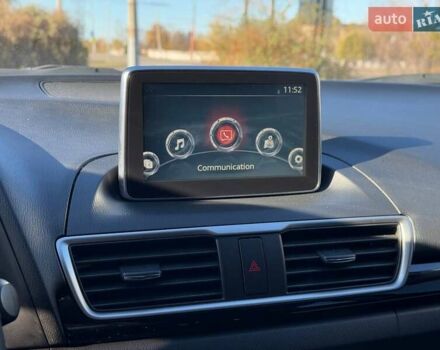 Красный Мазда 3, объемом двигателя 2 л и пробегом 130 тыс. км за 10999 $, фото 17 на Automoto.ua