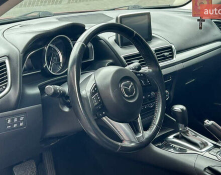 Красный Мазда 3, объемом двигателя 2.19 л и пробегом 142 тыс. км за 14000 $, фото 7 на Automoto.ua