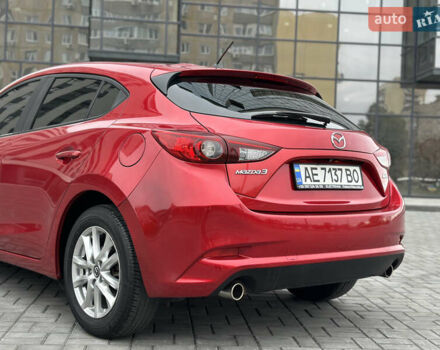 Красный Мазда 3, объемом двигателя 2 л и пробегом 56 тыс. км за 12500 $, фото 8 на Automoto.ua