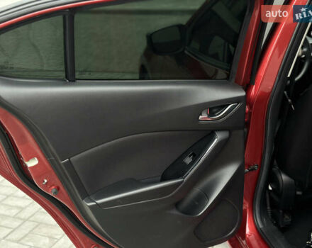 Красный Мазда 3, объемом двигателя 2 л и пробегом 56 тыс. км за 12500 $, фото 19 на Automoto.ua