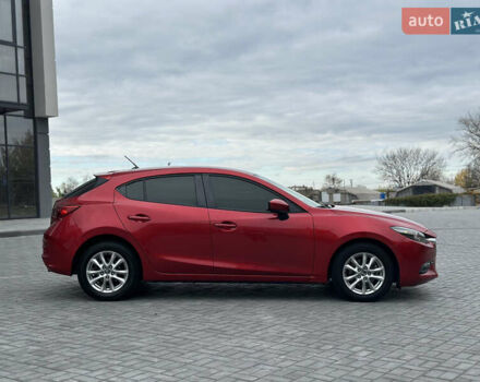 Красный Мазда 3, объемом двигателя 2 л и пробегом 56 тыс. км за 12500 $, фото 5 на Automoto.ua