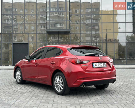 Красный Мазда 3, объемом двигателя 2 л и пробегом 56 тыс. км за 12500 $, фото 10 на Automoto.ua