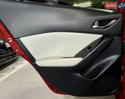 Червоний Мазда 3, об'ємом двигуна 2.5 л та пробігом 15 тис. км за 14200 $, фото 27 на Automoto.ua