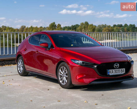 Мазда 3 2019 в Киеве на Automoto.ua Красный Мазда 3, объемом двигателя 1.5 л и пробегом 27 тыс. км за 21500 $, фото 1 на Automoto.ua