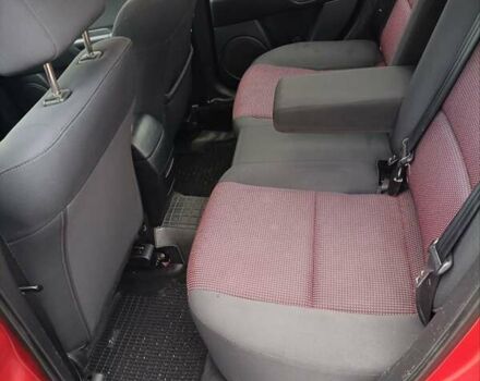 Красный Мазда 3, объемом двигателя 1.6 л и пробегом 280 тыс. км за 4299 $, фото 10 на Automoto.ua