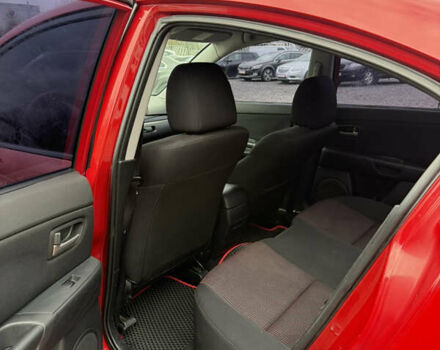 Красный Мазда 3, объемом двигателя 1.6 л и пробегом 203 тыс. км за 5300 $, фото 8 на Automoto.ua