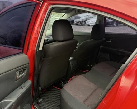 Красный Мазда 3, объемом двигателя 1.6 л и пробегом 203 тыс. км за 5300 $, фото 9 на Automoto.ua