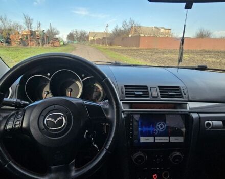 Красный Мазда 3, объемом двигателя 2 л и пробегом 260 тыс. км за 4800 $, фото 2 на Automoto.ua