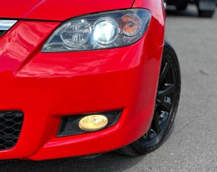 Красный Мазда 3, объемом двигателя 1.6 л и пробегом 225 тыс. км за 5800 $, фото 3 на Automoto.ua