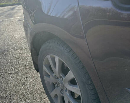 Красный Мазда 3, объемом двигателя 1.6 л и пробегом 192 тыс. км за 5500 $, фото 6 на Automoto.ua