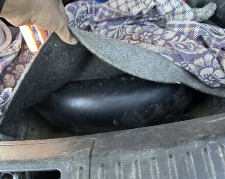 Красный Мазда 3, объемом двигателя 1.6 л и пробегом 192 тыс. км за 5500 $, фото 17 на Automoto.ua