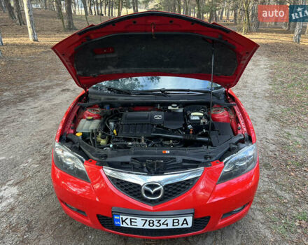 Красный Мазда 3, объемом двигателя 1.6 л и пробегом 230 тыс. км за 5500 $, фото 17 на Automoto.ua