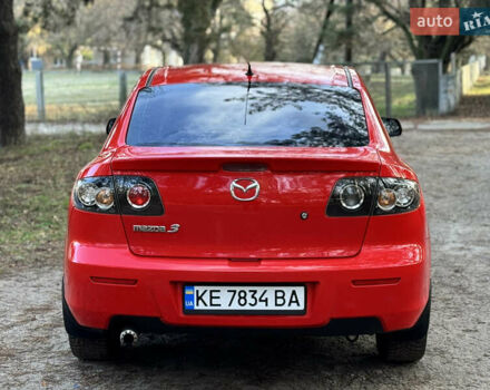 Красный Мазда 3, объемом двигателя 1.6 л и пробегом 230 тыс. км за 5500 $, фото 3 на Automoto.ua