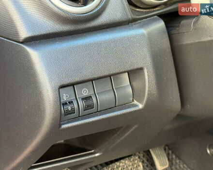 Мазда 3 2007 в Одессе на Automoto.ua Красный Мазда 3, объемом двигателя 1.6 л и пробегом 229 тыс. км за 6290 $, фото 10 на Automoto.ua