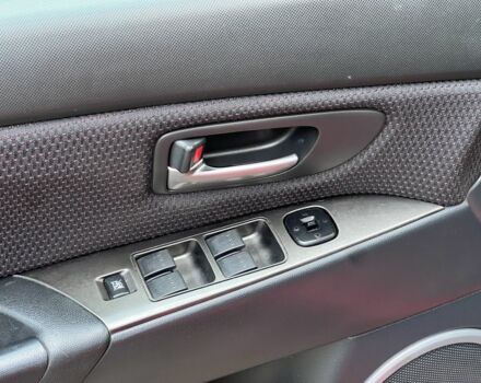 Красный Мазда 3, объемом двигателя 1.6 л и пробегом 230 тыс. км за 5500 $, фото 12 на Automoto.ua