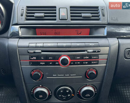 Красный Мазда 3, объемом двигателя 1.6 л и пробегом 230 тыс. км за 5500 $, фото 16 на Automoto.ua