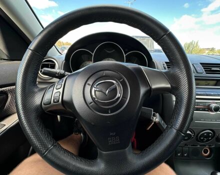 Красный Мазда 3, объемом двигателя 1.6 л и пробегом 225 тыс. км за 5800 $, фото 8 на Automoto.ua