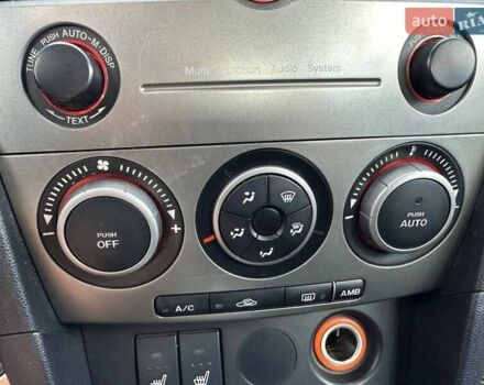 Красный Мазда 3, объемом двигателя 1.6 л и пробегом 225 тыс. км за 5800 $, фото 32 на Automoto.ua