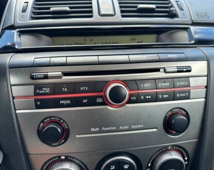 Красный Мазда 3, объемом двигателя 1.6 л и пробегом 225 тыс. км за 5800 $, фото 22 на Automoto.ua