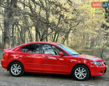 Красный Мазда 3, объемом двигателя 1.6 л и пробегом 230 тыс. км за 5500 $, фото 1 на Automoto.ua