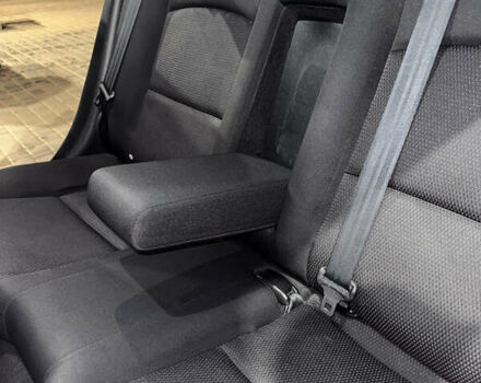 Красный Мазда 3, объемом двигателя 1.6 л и пробегом 234 тыс. км за 3999 $, фото 13 на Automoto.ua