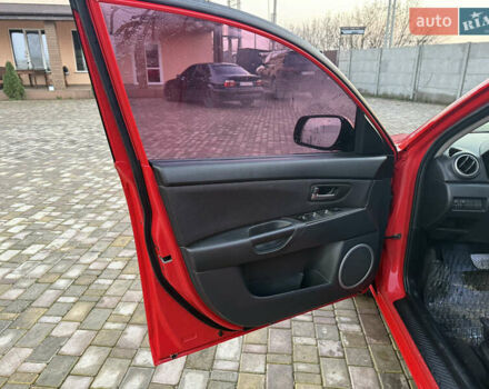 Красный Мазда 3, объемом двигателя 1.6 л и пробегом 147 тыс. км за 4300 $, фото 13 на Automoto.ua