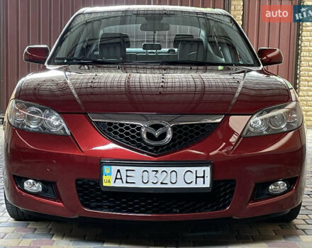 Красный Мазда 3, объемом двигателя 1.6 л и пробегом 165 тыс. км за 7600 $, фото 1 на Automoto.ua