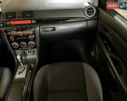 Красный Мазда 3, объемом двигателя 1.6 л и пробегом 165 тыс. км за 7600 $, фото 34 на Automoto.ua