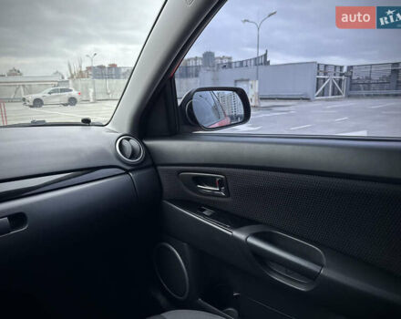 Красный Мазда 3, объемом двигателя 2 л и пробегом 205 тыс. км за 5900 $, фото 41 на Automoto.ua