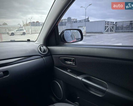 Красный Мазда 3, объемом двигателя 2 л и пробегом 205 тыс. км за 5400 $, фото 40 на Automoto.ua